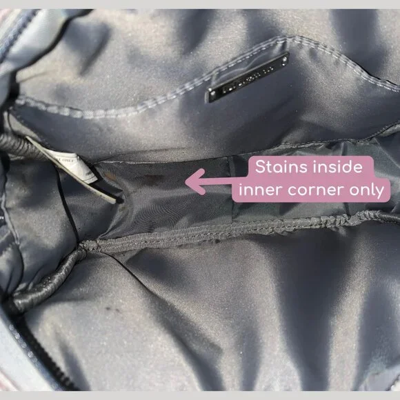 Pre-Loved Lululemon Quilted Embrace Crossbody Bag - Picture 14 of 15